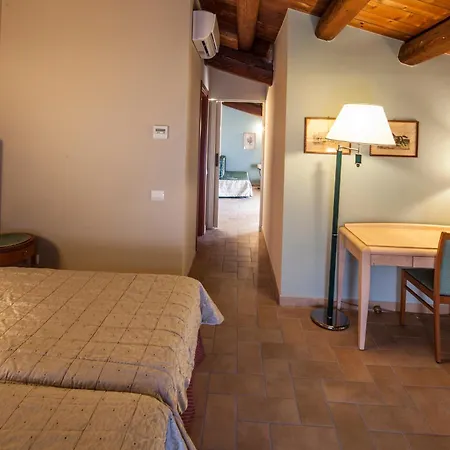 Diamantina فيرّارا