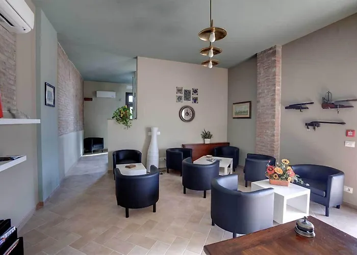 迪亚曼蒂纳公寓酒店 公寓式酒店